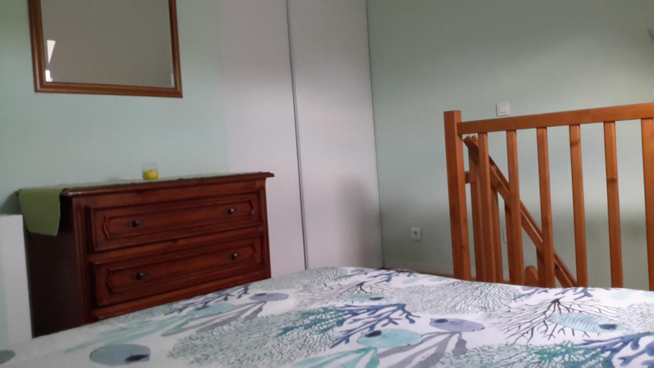 Agreable Logement Dans Petit Village Sud-Essonne Champcueil Exterior foto